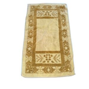 Vintage Stevens Utica Fine Arts Collection Gold Cotton Hand Fingertip Towel USA